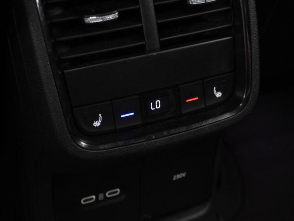 Skoda Octavia IV (A8) с пробегом 2020 года, цена 2 339 000 рублей, 118687 км, лифтбек, Автокод Объявления