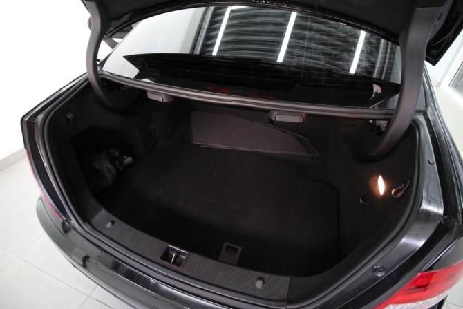 Mercedes-Benz C-Класс III (W204) Рестайлинг с пробегом 2012 года, цена 1 600 000 рублей, 226653 км, седан, Автокод Объявления