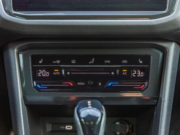 Volkswagen Tiguan II Рестайлинг с пробегом 2021 года, цена 3 948 000 рублей, 40232 км, внедорожник, Автокод Объявления
