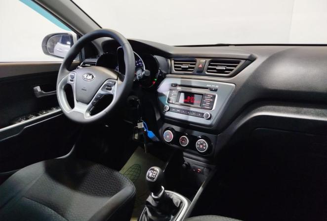 Kia Rio III Рестайлинг с пробегом 2015 года, цена 1 210 000 рублей, 75639 км, седан, Автокод Объявления