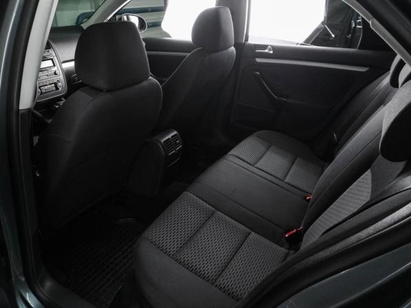 Volkswagen Jetta V с пробегом 2010 года, цена 599 000 рублей, 247972 км, седан, Автокод Объявления
