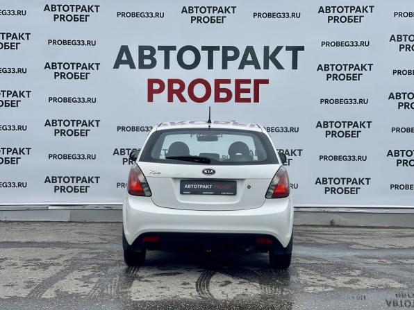 Kia Rio II Рестайлинг с пробегом 2011 года, цена 560 000 рублей, 138526 км, хэтчбек, Автокод Объявления