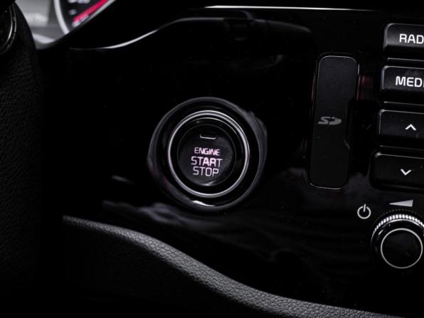 Kia Rio IV с пробегом 2019 года, цена 1 570 000 рублей, 130276 км, седан, Автокод Объявления