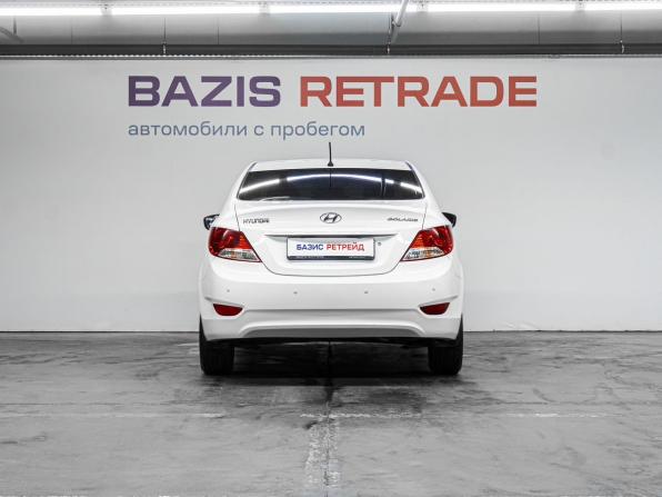 Hyundai Solaris I с пробегом 2014 года, цена 900 000 рублей, 146247 км, седан, Автокод Объявления