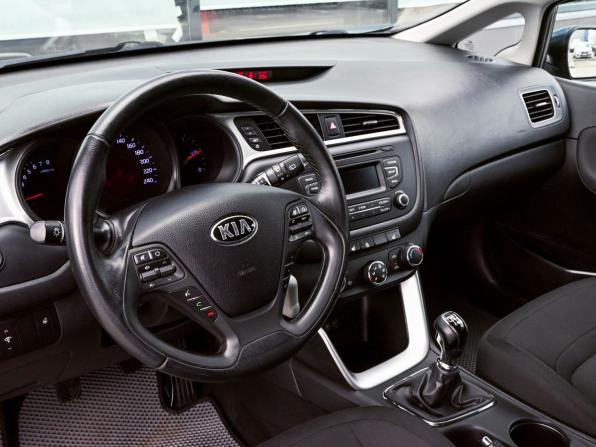 Kia Ceed II Рестайлинг с пробегом 2015 года, цена 1 169 000 рублей, 107479 км, хэтчбек, Автокод Объявления
