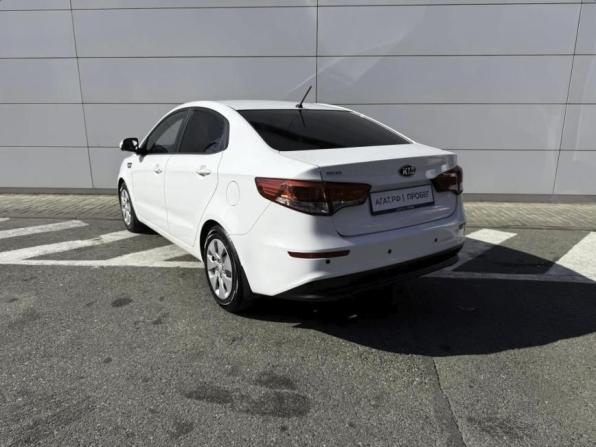 Kia Rio III Рестайлинг с пробегом 2016 года, цена 1 270 000 рублей, 49000 км, седан, Автокод Объявления