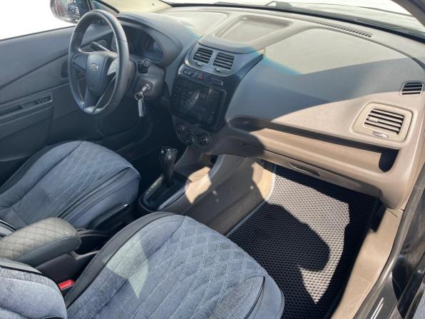 Chevrolet Cobalt II с пробегом 2013 года, цена 400 000 рублей, 330000 км, седан, Автокод Объявления
