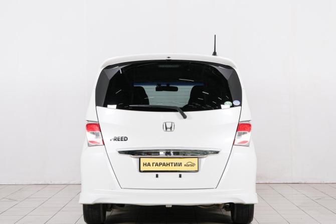 Honda Freed I Рестайлинг 2 с пробегом 2015 года, цена 1 189 000 рублей, 187507 км, компактвэн, Автокод Объявления
