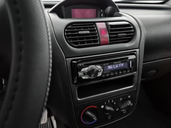 Opel Corsa C Рестайлинг с пробегом 2003 года, цена 169 000 рублей, 209125 км, хэтчбек, Автокод Объявления