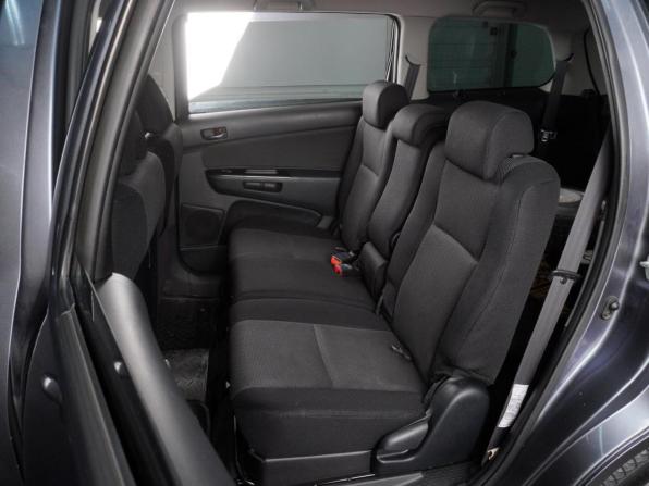 Toyota Wish I с пробегом 2005 года, цена 850 000 рублей, 299999 км, компактвэн, Автокод Объявления