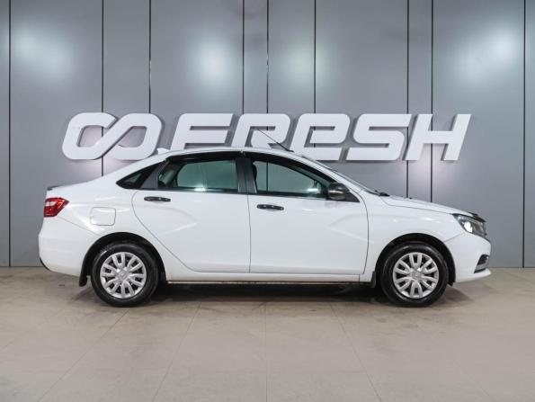 Lada (ВАЗ) Vesta I с пробегом 2017 года, цена 777 000 рублей, 130107 км, седан, Автокод Объявления