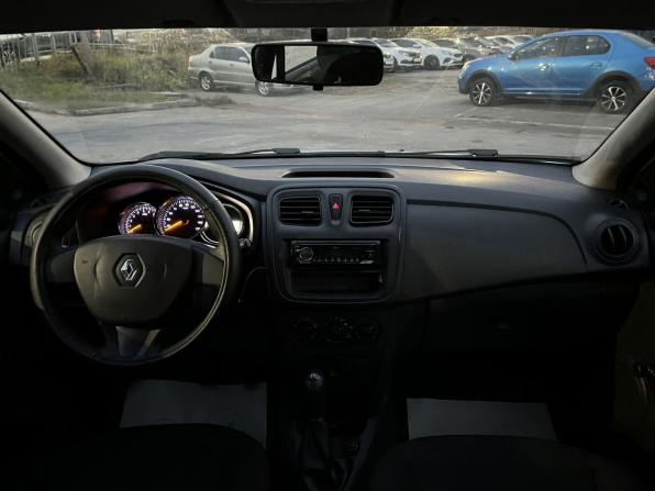 Renault Logan II с пробегом 2017 года, цена 499 000 рублей, 214000 км, седан, Автокод Объявления