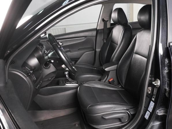 Kia Rio IV с пробегом 2017 года, цена 1 385 000 рублей, 295779 км, седан, Автокод Объявления