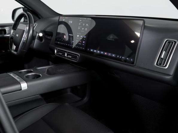 Li Auto (Lixiang) L6 с пробегом 2024 года, цена 6 290 000 рублей, 22240 км, внедорожник, Автокод Объявления