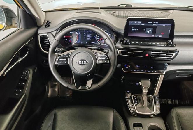 Kia Seltos I с пробегом 2020 года, цена 2 100 000 рублей, 130542 км, внедорожник, Автокод Объявления