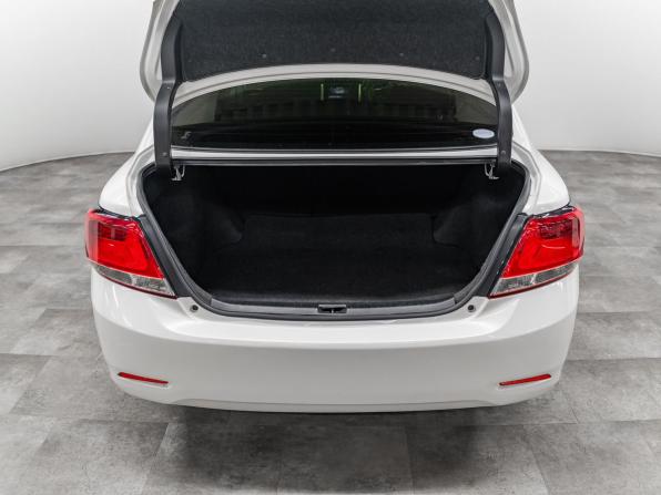 Toyota Allion II Рестайлинг 2 с пробегом 2017 года, цена 1 550 000 рублей, 70569 км, седан, Автокод Объявления