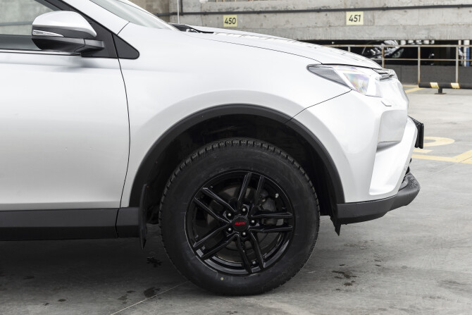 Toyota RAV4 IV (XA40) Рестайлинг с пробегом 2017 года, цена 2 150 000 рублей, 93000 км, внедорожник, Автокод Объявления