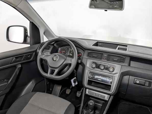 Volkswagen Caddy IV с пробегом 2019 года, цена 1 680 000 рублей, 94944 км, компактвэн, Автокод Объявления