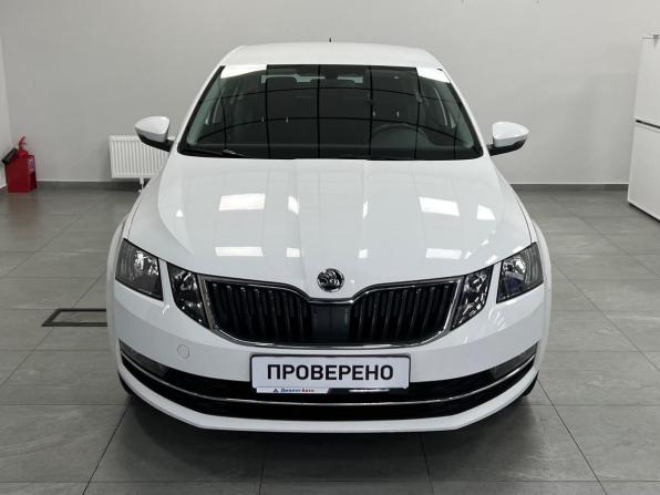 Skoda Octavia III (A7) Рестайлинг с пробегом 2020 года, цена 1 990 000 рублей, 65000 км, лифтбек, Автокод Объявления