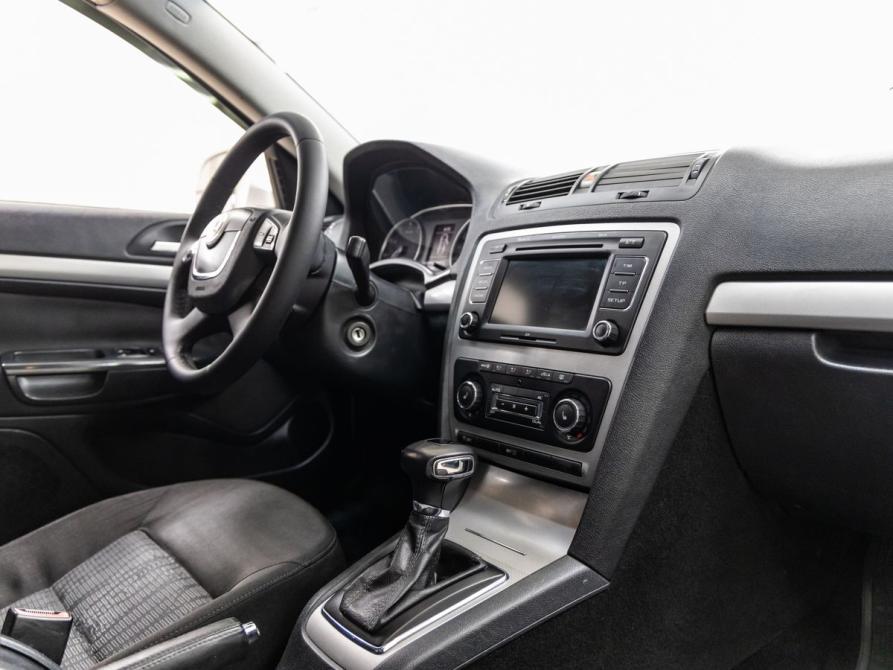 Skoda Octavia II (A5) Рестайлинг Волгоград  - изображение 32