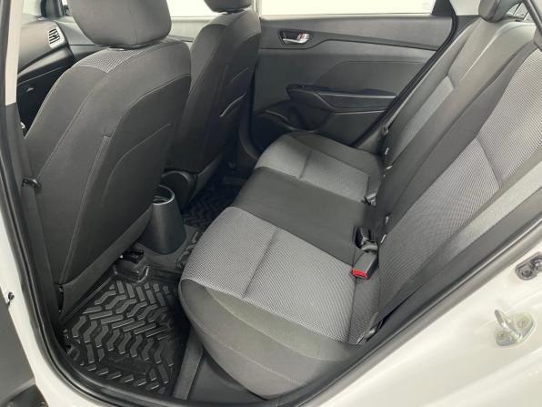 Hyundai Solaris II Рестайлинг с пробегом 2021 года, цена 1 598 000 рублей, 71472 км, седан, Автокод Объявления