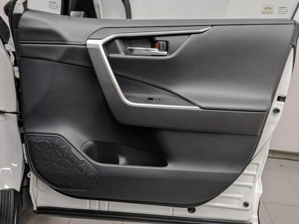 Toyota RAV4 V (XA50) с пробегом 2021 года, цена 3 230 000 рублей, 136228 км, внедорожник, Автокод Объявления