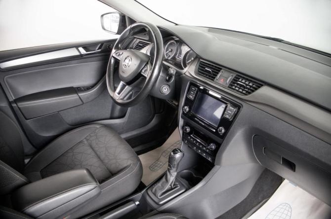 Skoda Rapid I Рестайлинг с пробегом 2019 года, цена 1 399 000 рублей, 117239 км, лифтбек, Автокод Объявления