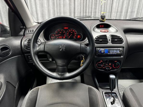 Peugeot 206 с пробегом 2006 года, цена 300 000 рублей, 198216 км, хэтчбек, Автокод Объявления