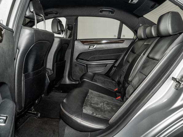 Mercedes-Benz E-Класс IV (W212 S212 C207) Рестайлинг с пробегом 2013 года, цена 1 825 000 рублей, 268966 км, седан, Автокод Объявления