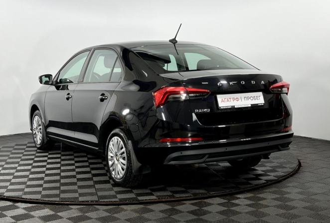 Skoda Rapid II с пробегом 2022 года, цена 1 550 000 рублей, 105472 км, лифтбек, Автокод Объявления
