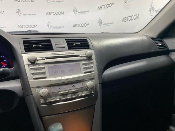 Toyota Camry VI (XV40) Рестайлинг с пробегом 2011 года, цена 1 049 000 рублей, 271000 км, седан, Автокод Объявления