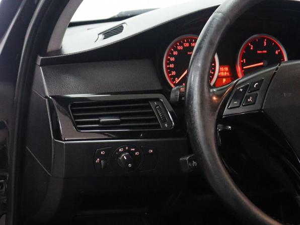 BMW 5 серии V (E60/E61) с пробегом 2005 года, цена 1 049 000 рублей, 473988 км, седан, Автокод Объявления