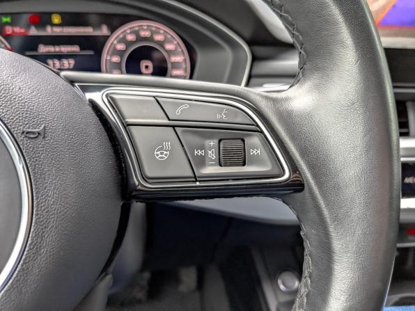 Audi A4 V (B9) Рестайлинг с пробегом 2022 года, цена 3 725 000 рублей, 61090 км, седан, Автокод Объявления