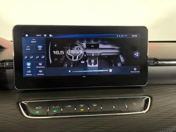 Haval Jolion I Рестайлинг с пробегом 2024 года, цена 2 079 000 рублей, 34004 км, внедорожник, Автокод Объявления