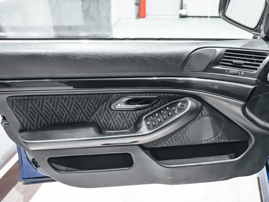 BMW 5 серии IV (E39) Рестайлинг Екатеринбург  - изображение 12