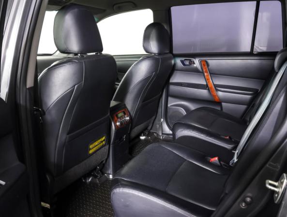 Toyota Highlander II (XU40) Рестайлинг с пробегом 2011 года, цена 1 890 000 рублей, 239144 км, внедорожник, Автокод Объявления