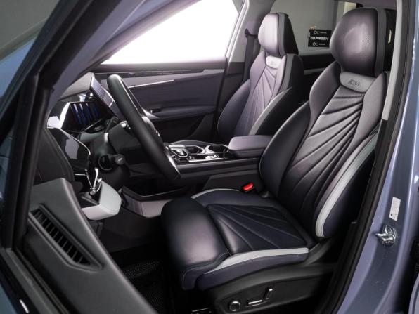 Geely Atlas II с пробегом 2024 года, цена 3 099 000 рублей, 19099 км, внедорожник, Автокод Объявления
