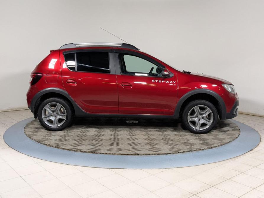 Renault Sandero II Рестайлинг Екатеринбург  - изображение 9