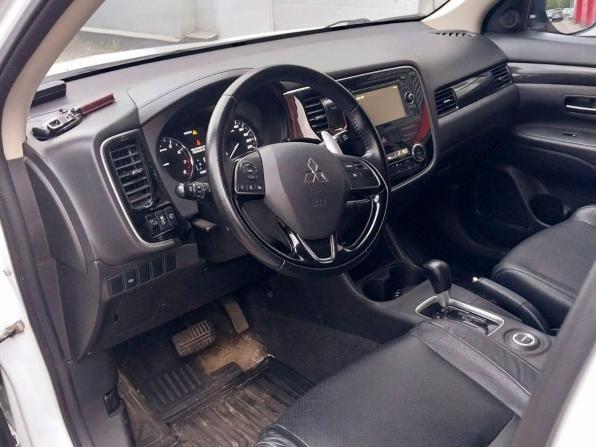 Mitsubishi Outlander III Рестайлинг 2 с пробегом 2016 года, цена 1 699 000 рублей, 193940 км, внедорожник, Автокод Объявления