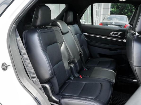 Ford Explorer V Рестайлинг 2 с пробегом 2018 года, цена 4 070 000 рублей, 79338 км, внедорожник, Автокод Объявления