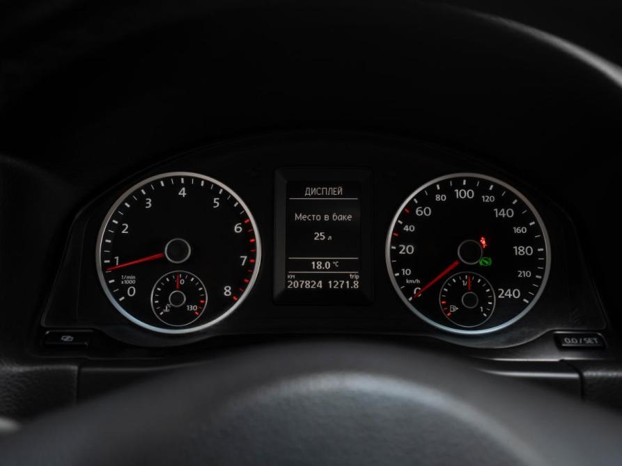 Volkswagen Tiguan I Рестайлинг Москва  - изображение 11