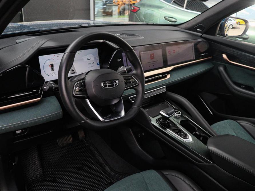 Geely Monjaro I Москва  - изображение 13
