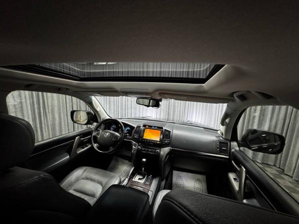 Toyota Land Cruiser 200 Series с пробегом 2010 года, цена 2 790 000 рублей, 332265 км, внедорожник, Автокод Объявления
