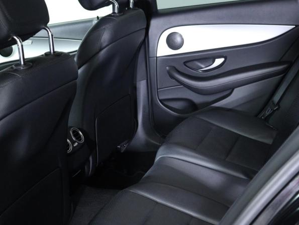 Mercedes-Benz E-Класс V (W213 S213 C238) Рестайлинг с пробегом 2020 года, цена 2 950 000 рублей, 157751 км, седан, Автокод Объявления