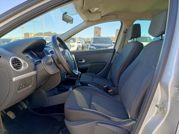 Renault Clio III Рестайлинг с пробегом 2010 года, цена 427 000 рублей, 195598 км, универсал, Автокод Объявления