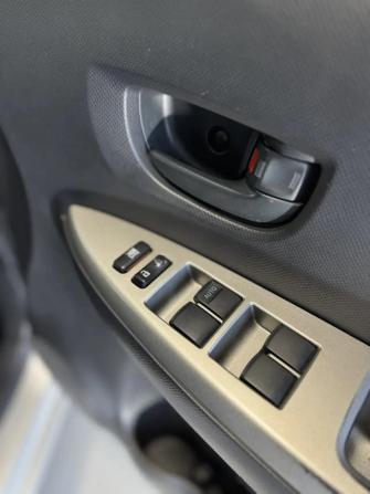 Toyota Ractis I с пробегом 2009 года, цена 689 000 рублей, 127379 км, хэтчбек, Автокод Объявления