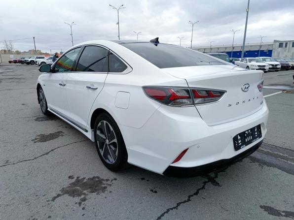 Hyundai Sonata VII (LF) Рестайлинг с пробегом 2018 года, цена 1 900 000 рублей, 67900 км, седан, Автокод Объявления