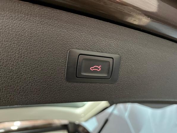 Audi Q5 I (8R) Рестайлинг с пробегом 2012 года, цена 1 890 000 рублей, 138228 км, внедорожник, Автокод Объявления
