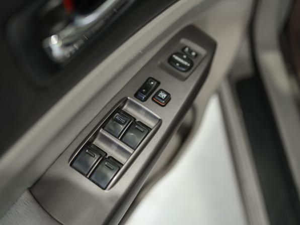 Toyota Prius II Рестайлинг (XW20) с пробегом 2009 года, цена 759 000 рублей, 258000 км, лифтбек, Автокод Объявления