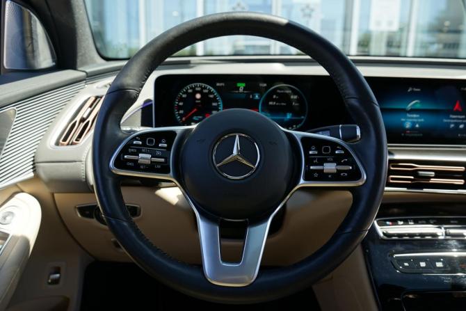Mercedes-Benz EQC I (N293) с пробегом 2019 года, цена 4 999 000 рублей, 29000 км, внедорожник, Автокод Объявления